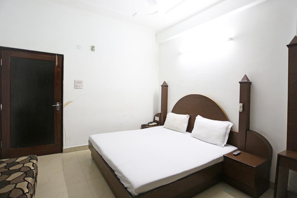 Hotel Katra Residency Eksteriør bilde